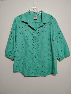 BLAIR Teal Eyelet Button-Front Women's Top 85%polyester 15%Rayon Blouse S